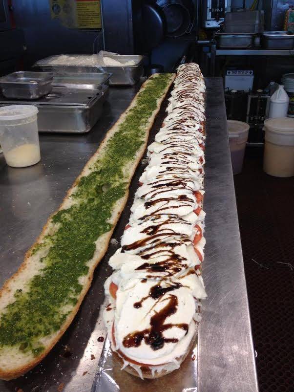 Defontes | restaurant | 95 Water St, Staten Island, NY 10304, USA | 7182854310 OR +1 718-285-4310