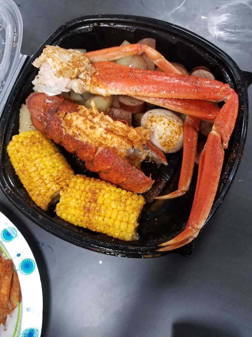 DeeOs Seafood | restaurant | 2256 N Germantown Pkwy, Cordova, TN 38016, USA | 9014435312 OR +1 901-443-5312