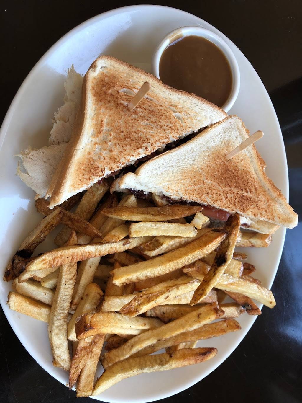 Belle Aire Restaurant | restaurant | 1270 Maple Rd, Belle Ewart, ON L0L 1C0, Canada | 7054564111 OR +1 705-456-4111