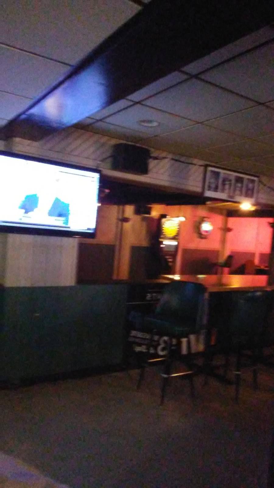 Apple Bar and Grill | restaurant | 3502 Walnut St, Harrisburg, PA 17109, USA | 7173179967 OR +1 717-317-9967