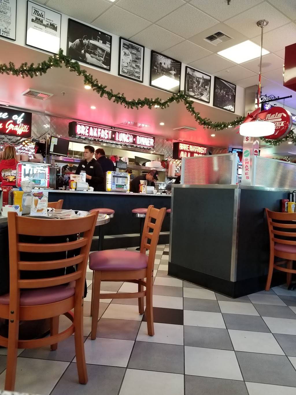 Mels The Original | restaurant | 1592-1598 Gateway Blvd, Fairfield, CA 94533, USA | 7074254452 OR +1 707-425-4452