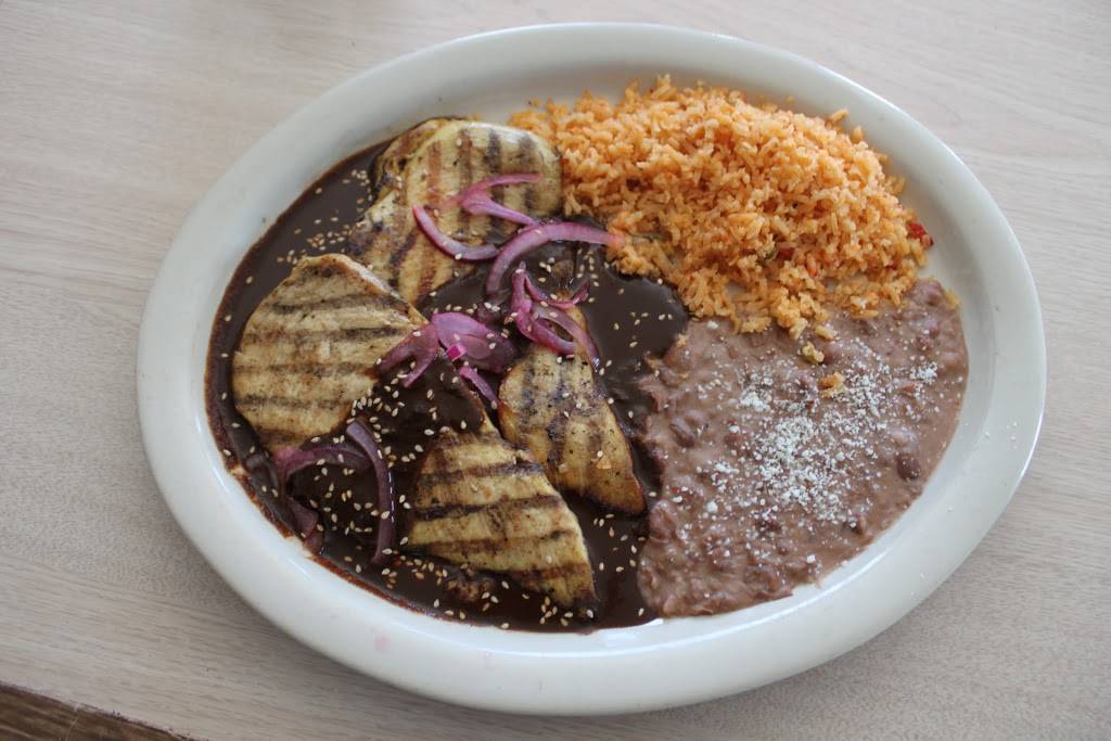 Chile Amor | restaurant | 220 US-89, North Salt Lake, UT 84054, USA | 8019360340 OR +1 801-936-0340