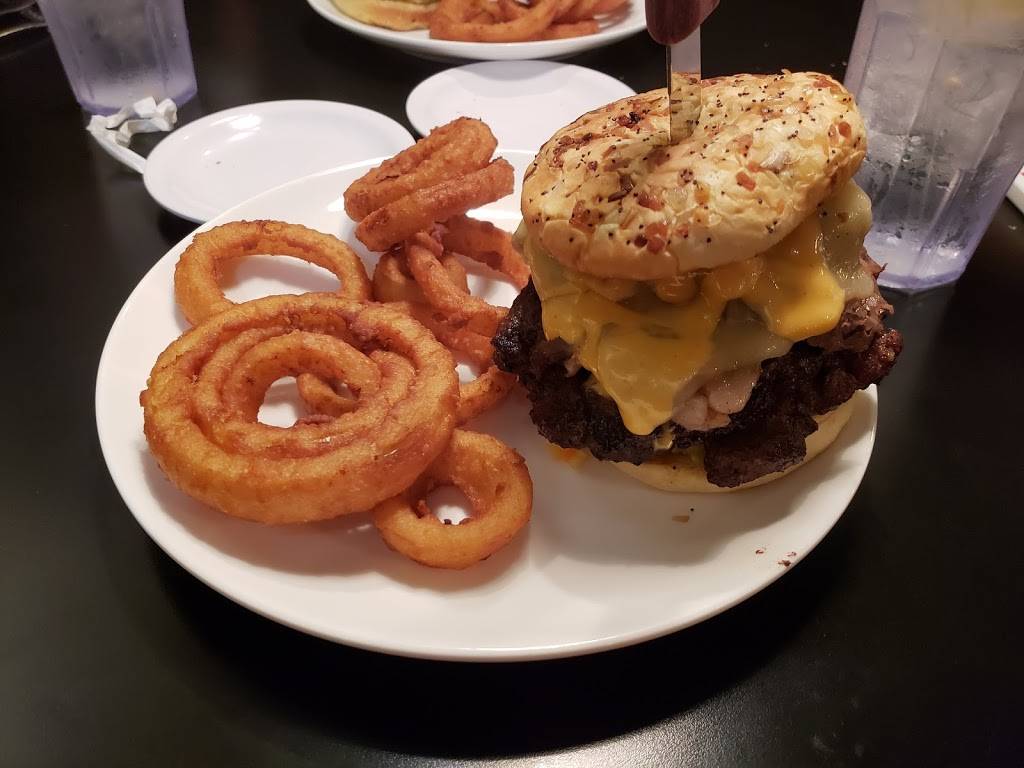 The Red Onion | restaurant | 166 W Lane St, Equality, IL 62934, USA | 6182764862 OR +1 618-276-4862