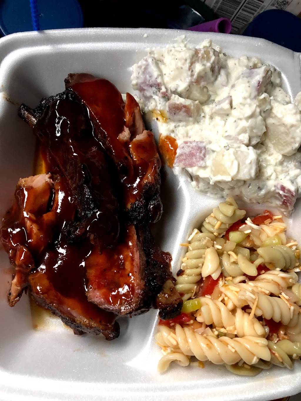 SmokinQ | restaurant | 3634 N Valley Pike, Harrisonburg, VA 22802, USA | 5404211326 OR +1 540-421-1326