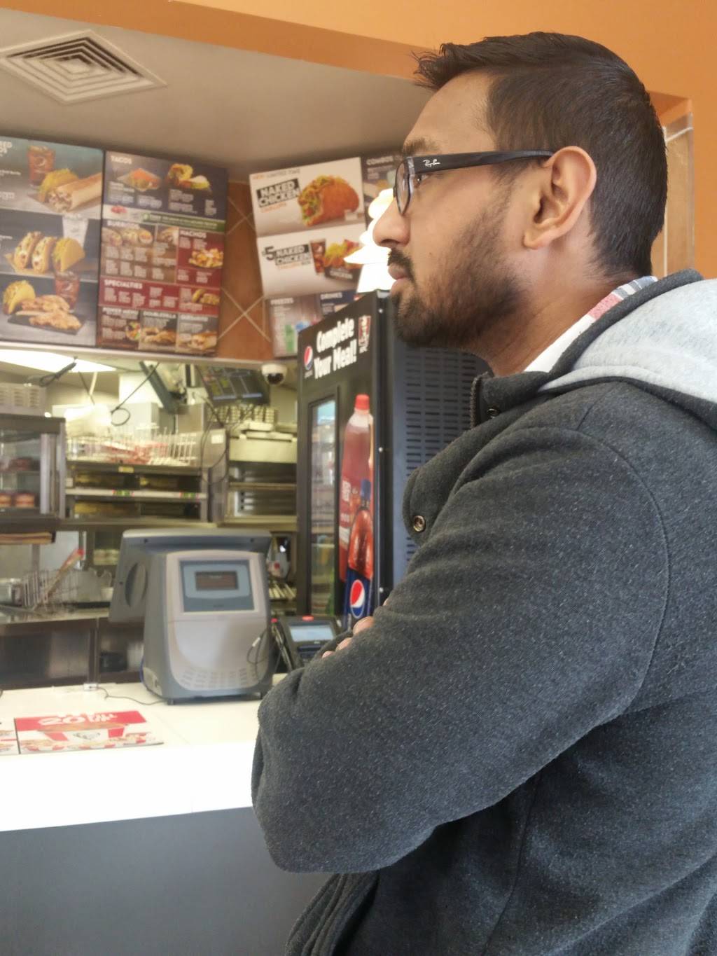 Taco Bell | restaurant | 2401 N Meridian St, Indianapolis, IN 46208, USA | 3179232014 OR +1 317-923-2014