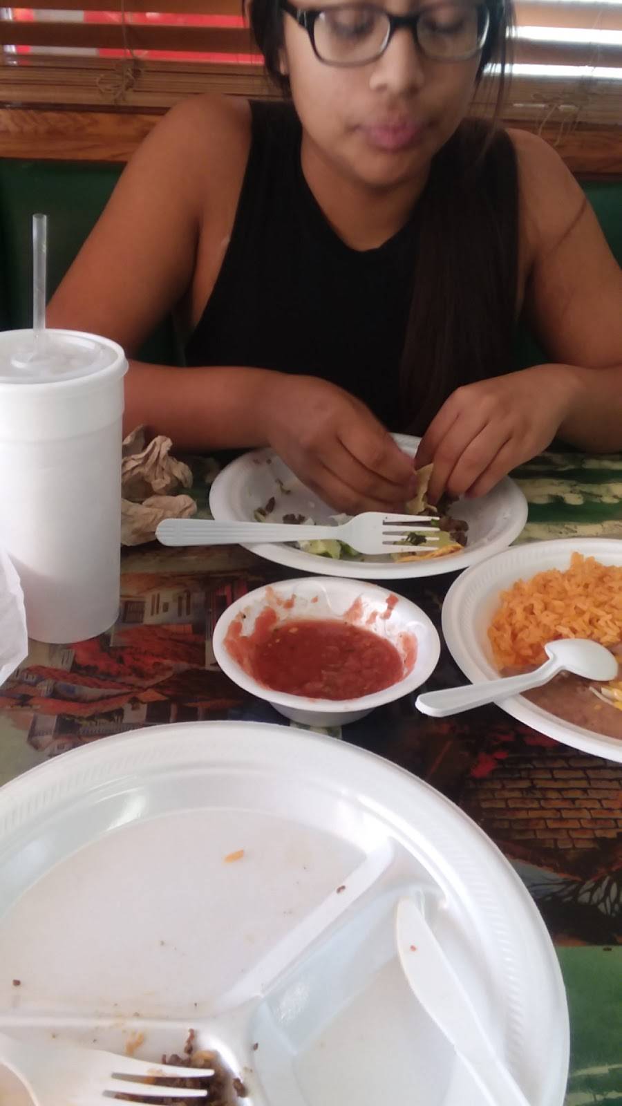 Tacos El Sol | restaurant | 2124 SE 6th Ave, Topeka, KS 66607, USA | 7852322556 OR +1 785-232-2556