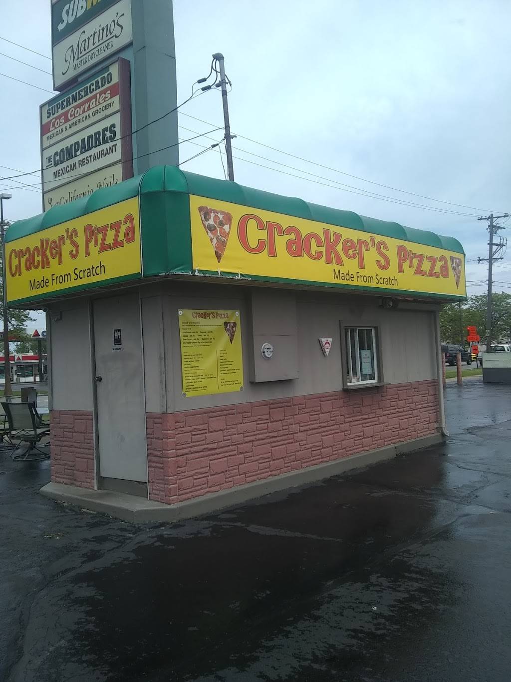 Crackers Pizza | restaurant | 3915 52nd St, Kenosha, WI 53144, USA | 2622203161 OR +1 262-220-3161