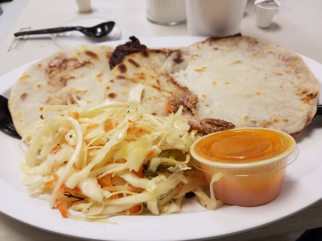 Anas Market & Restaurant | restaurant | 707 E Market St, Leesburg, VA 20176, USA | 7037772232 OR +1 703-777-2232