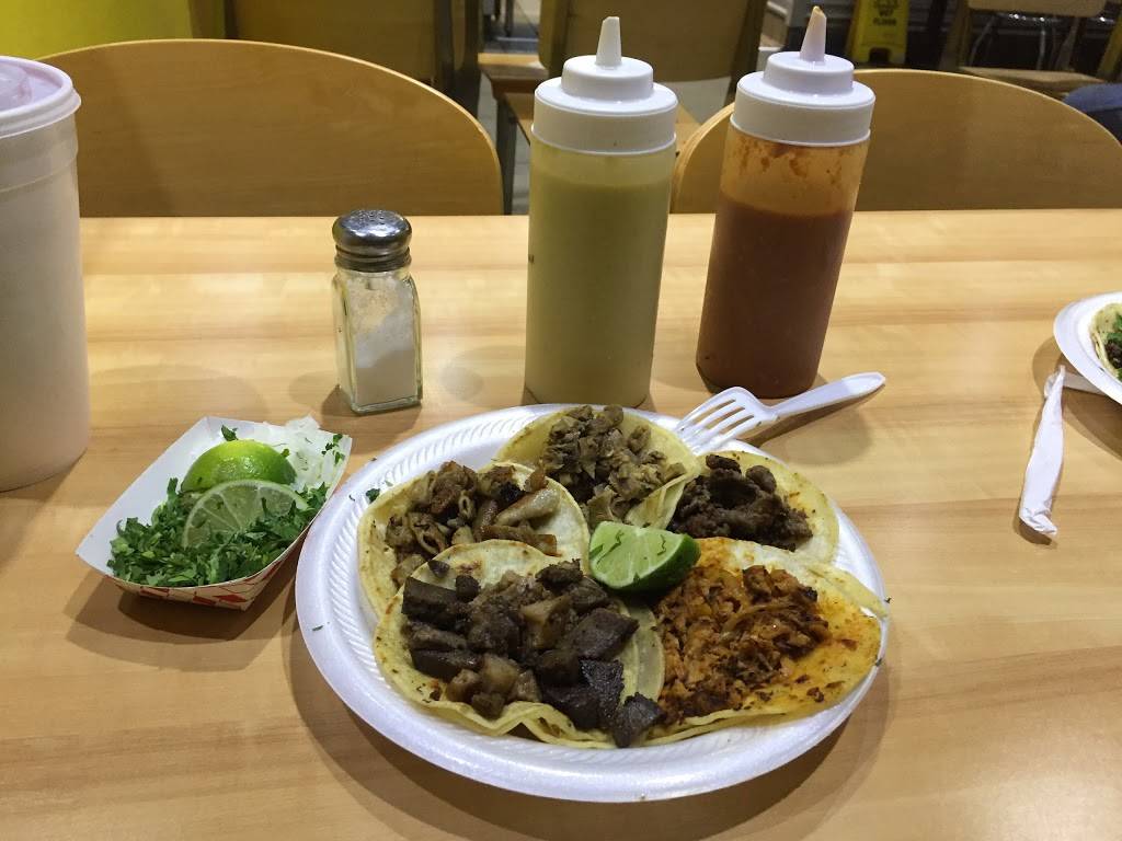 Tacos La Banqueta Puro DF | restaurant | 3300 K Ave, Plano, TX 75074, USA | 2142999644 OR +1 214-299-9644