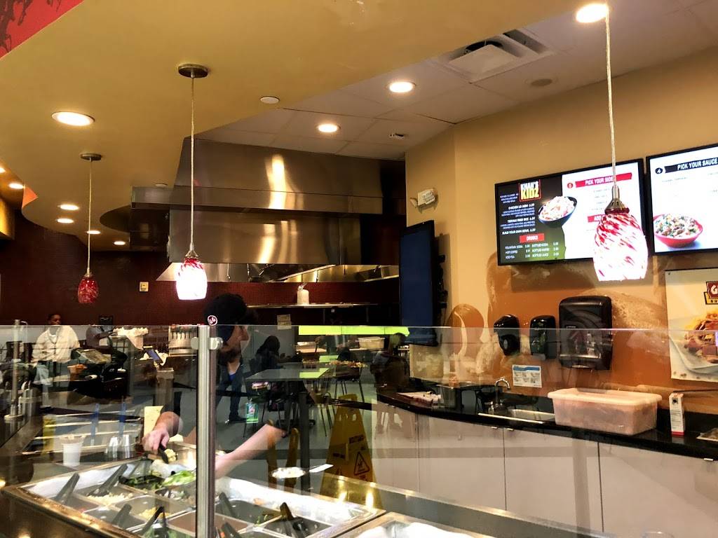 Genghis Grill | restaurant | 2625 International Pkwy, Dallas, TX 75261, USA | 9729736408 OR +1 972-973-6408