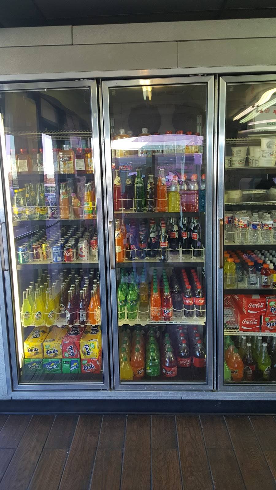 La Nueva Tortilleria y Restaurant | restaurant | 1016 E Pioneer Pkwy, Arlington, TX 76010, USA | 8172999770 OR +1 817-299-9770