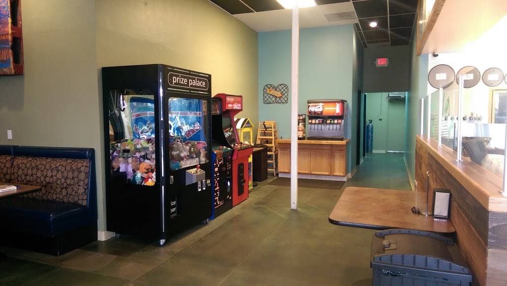 Top Class Pizza & Eatery | restaurant | 1026 N Tustin Ave, Anaheim, CA 92807, United States | 7146300555 OR +1 714-630-0555