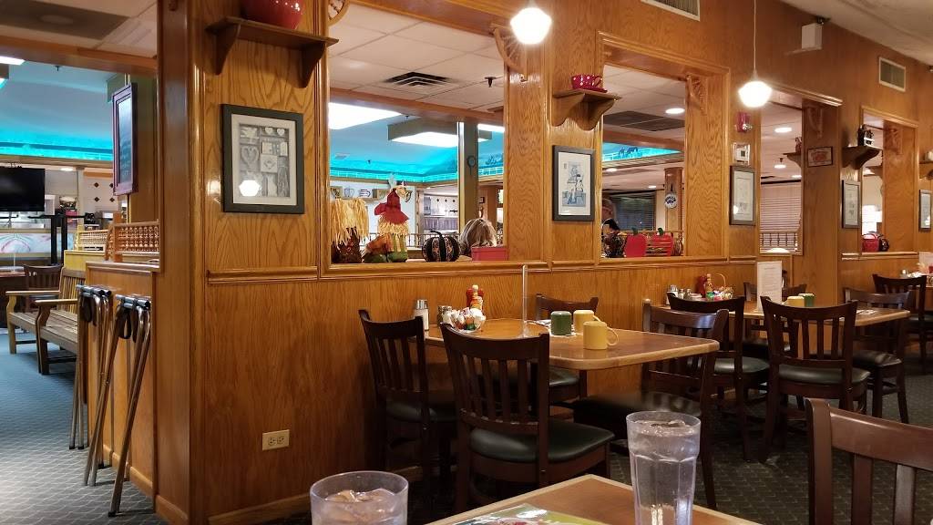 Red Apple Pancake House | bakery | 414 Schmale Road, Carol Stream, IL 60188, USA | 6308712911 OR +1 630-871-2911