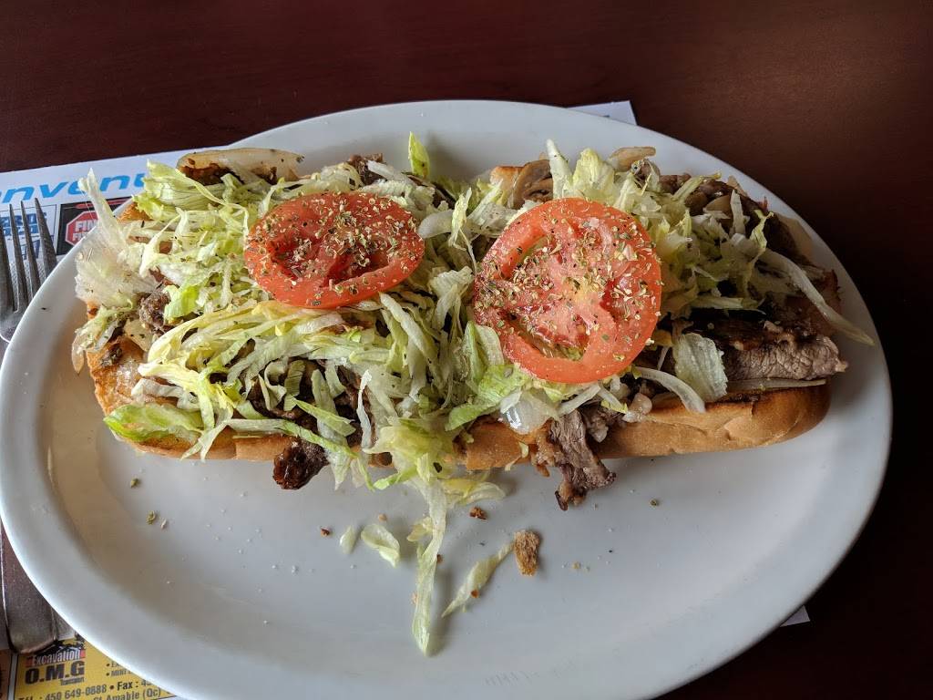Joe le Roi du Sous-marin | restaurant | 99 Boulevard des Hauts-Bois, Sainte-Julie, QC J3E 3J9, Canada | 4506499751 OR +1 450-649-9751