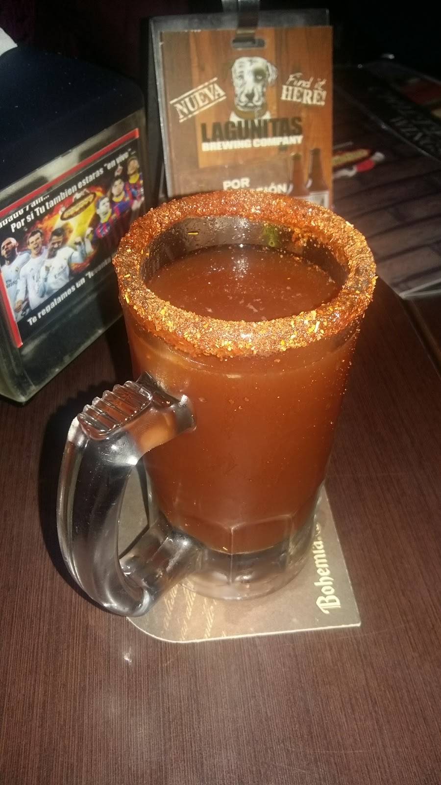 Chiltepinos Wings Rosarito Mall | restaurant | Carretera Tijuana - Ensenada 300, Rosarito Mall, Parcelas, 22000 Rosarito, B.C., Mexico | 016616139372 OR +52 661 613 9372