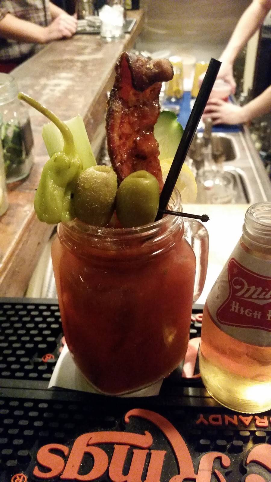 Nicksons Eatery | restaurant | 30 South La Grange Road, La Grange, IL 60525, USA | 7083544995 OR +1 708-354-4995