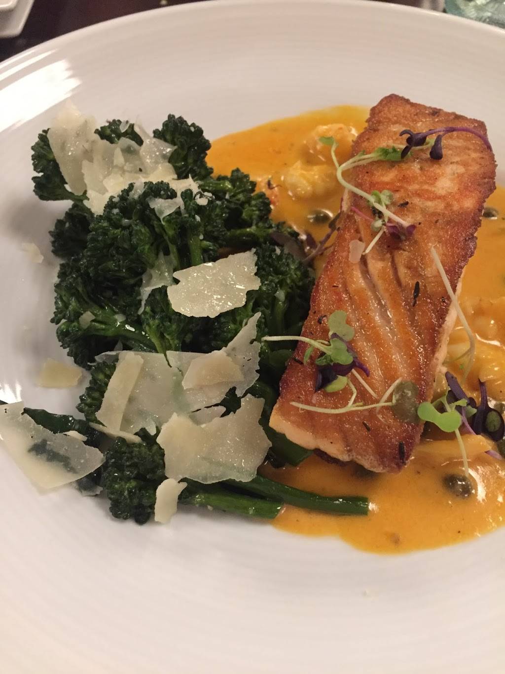 Casa Italiana (Vecchio E Nuovo) | restaurant | 8801 Three Chopt Rd Suite B, Richmond, VA 23229, USA | 8043032769 OR +1 804-303-2769