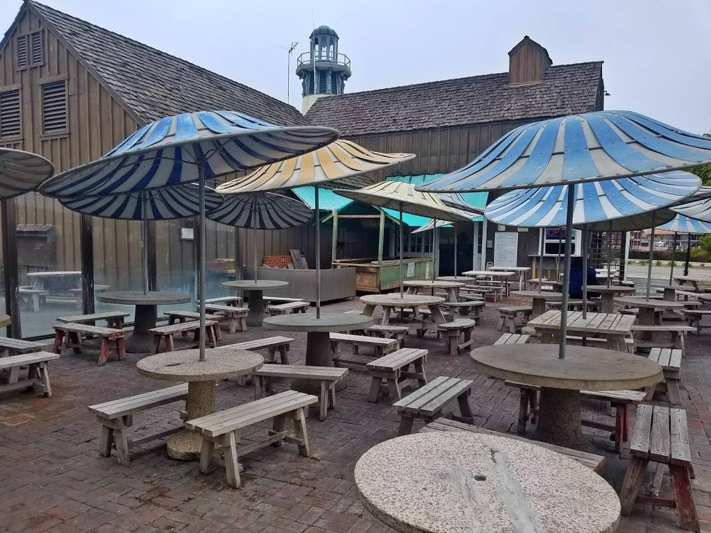 H C | restaurant | 3920 W Channel Islands Blvd, Oxnard, CA 93035, USA | 8053828171 OR +1 805-382-8171