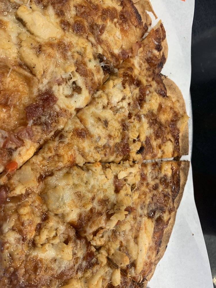 Cravin Fired Fast Pizza | restaurant | 240 Range 12 Blvd, Denham Springs, LA 70726, USA | 2252434424 OR +1 225-243-4424