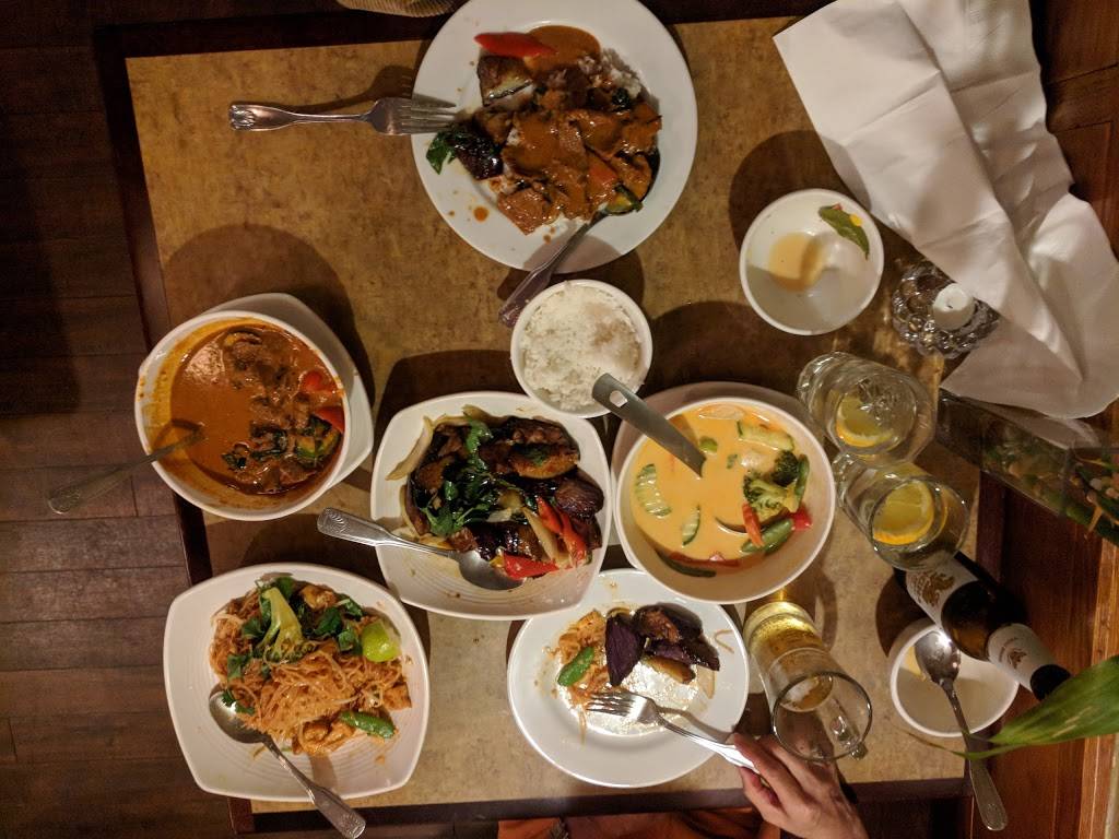 Siam Lotus | restaurant | 25 Broadway, Fairfax, CA 94930, USA | 4154535967 OR +1 415-453-5967