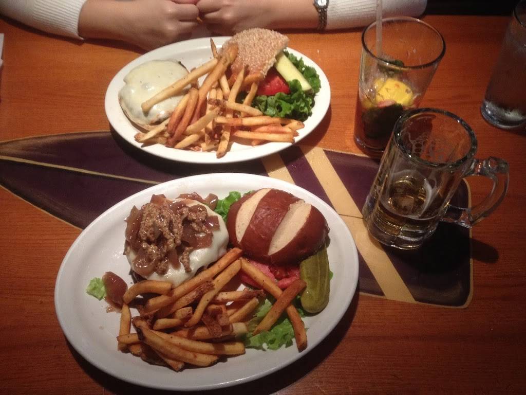 The Tombs | restaurant | 1226 36th St NW, Washington, DC 20007, USA | 2023376668 OR +1 202-337-6668