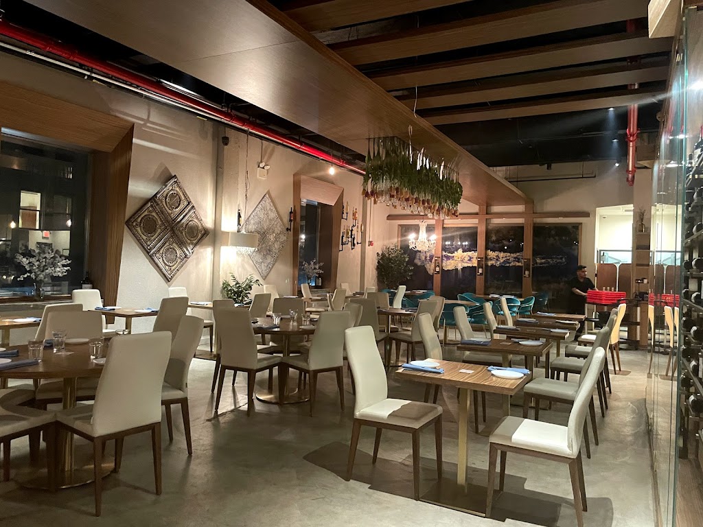 Ampia Rooftop Restaurant | restaurant | 100 Broad Street, 2nd Fl Entrance on Bridge Street b/t Broad St and, Whitehall St, New York, NY 10004, USA | 2124224102 OR +1 212-422-4102