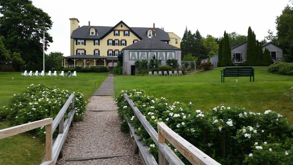 Xanthus Restaurant and Bar | restaurant | 22 Claremont Rd, Southwest Harbor, ME 04679, USA | 8002445036 OR +1 800-244-5036