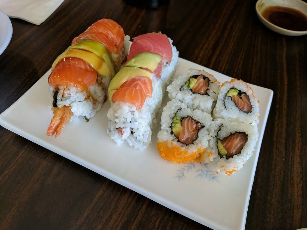 Nami Sushi | restaurant | 2880 5th St #105, Davis, CA 95618, USA | 9169991113 OR +1 916-999-1113