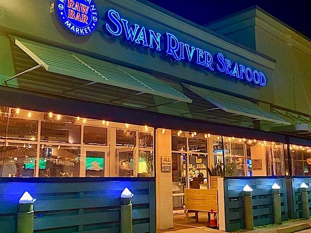 Swan River Seafood Restaurant & Fish Market | restaurant | 3741 Tamiami Trail N, Naples, FL 34103, USA | 2394037000 OR +1 239-403-7000
