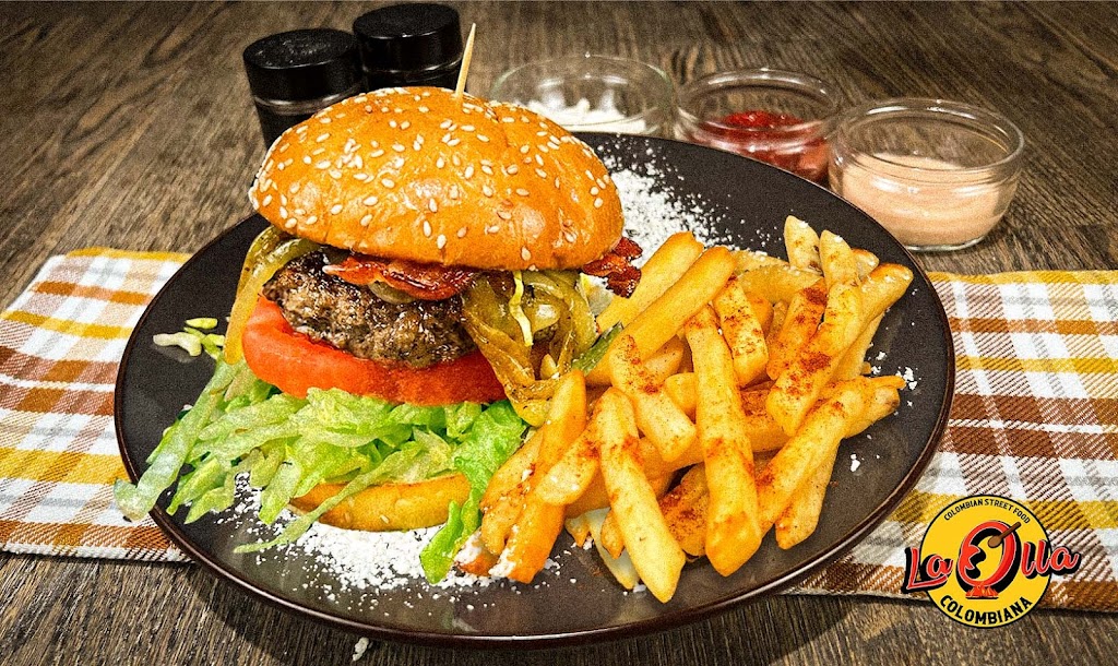 La Olla Colombiana | restaurant | 1065 Brea Mall, Brea, CA 92821, USA | 2135225734 OR +1 213-522-5734