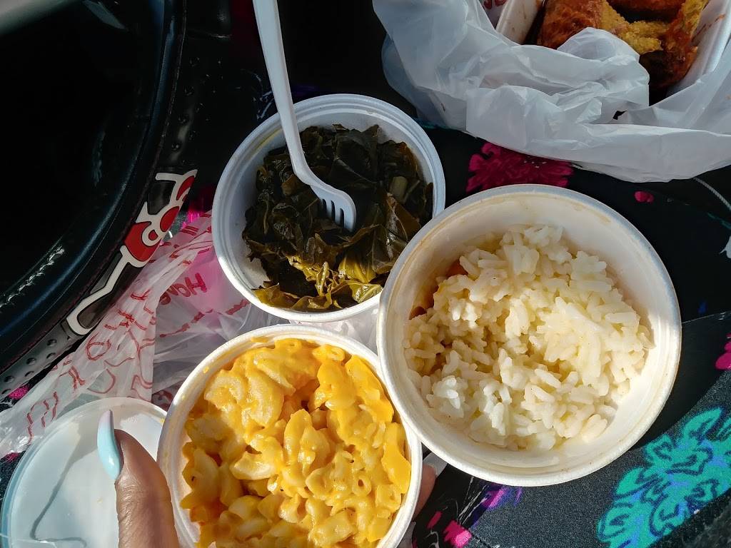 Mr Wonderfuls Chicken & Waffles | restaurant | 5354 Lee Rd, Maple Heights, OH 44137, USA | 2164759233 OR +1 216-475-9233