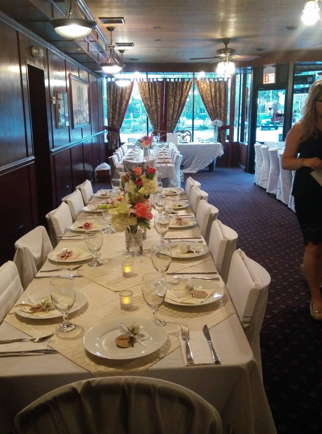 Sarajevo Restaurant | restaurant | 2701 W Lawrence Ave, Chicago, IL 60625, USA | 7732755310 OR +1 773-275-5310