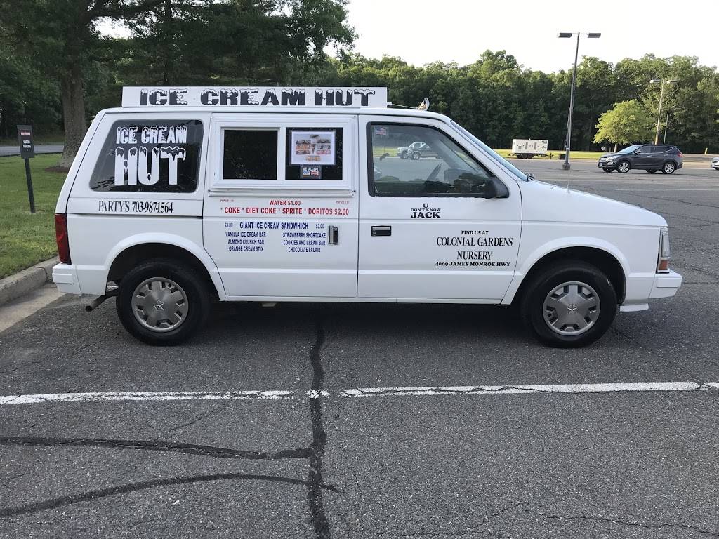 Ice Cream Hut | restaurant | 613 Colonial Avenue / and our 2nd location at the Beach next to the Beach shop, Colonial Beach, VA 22443, USA | 7039871564 OR +1 703-987-1564