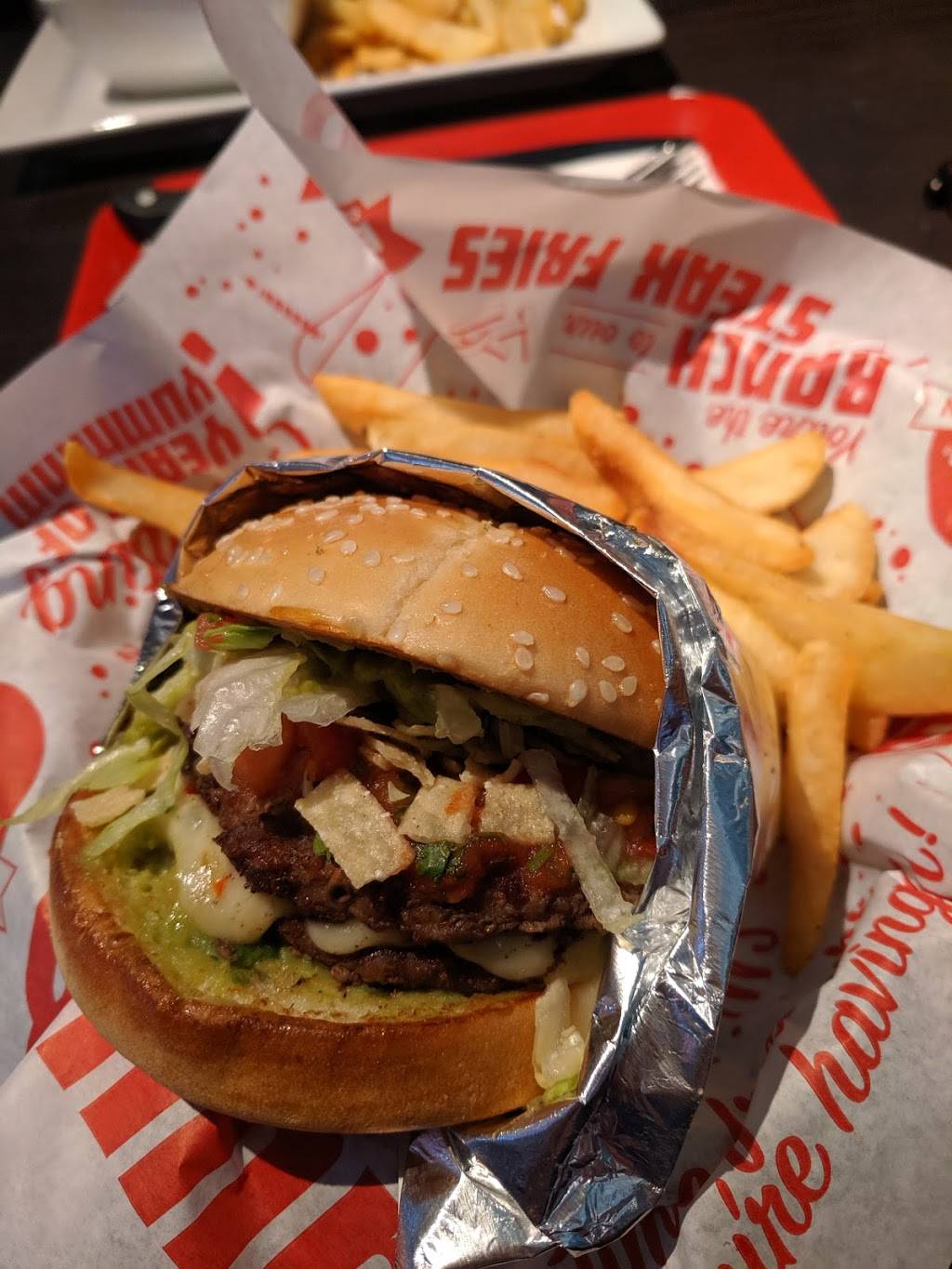 Red Robin Gourmet Burgers and Brews | restaurant | 3770 Bloomington St, Colorado Springs, CO 80922, USA | 7196228157 OR +1 719-622-8157