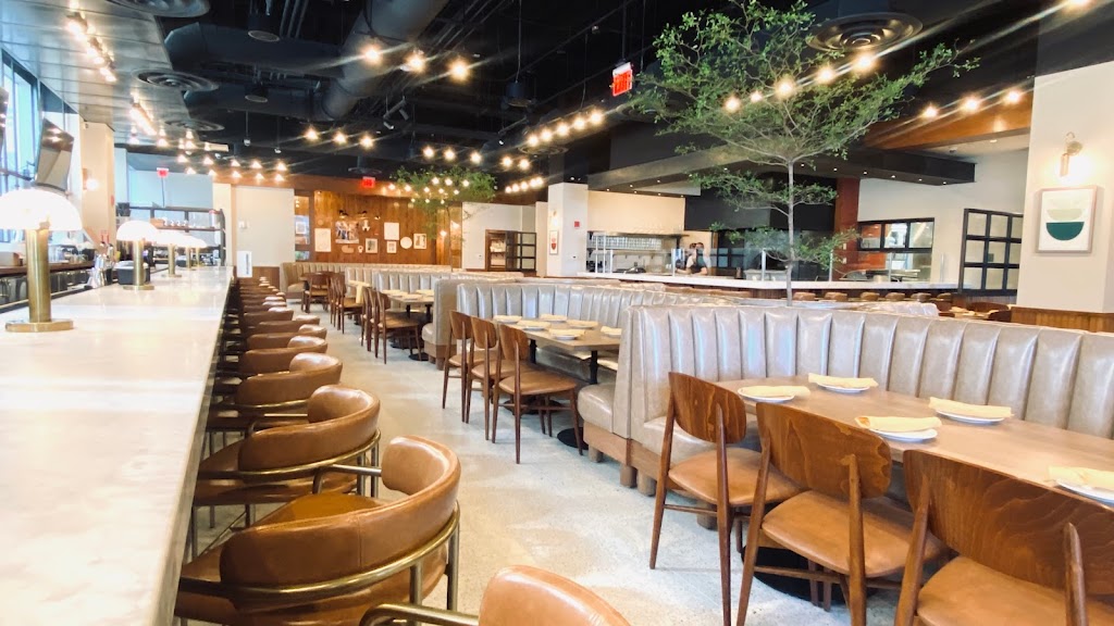 Serafina Seaport | restaurant | 11 Fan Pier Boulevard, Boston, MA 02210, USA | 6174261234 OR +1 617-426-1234