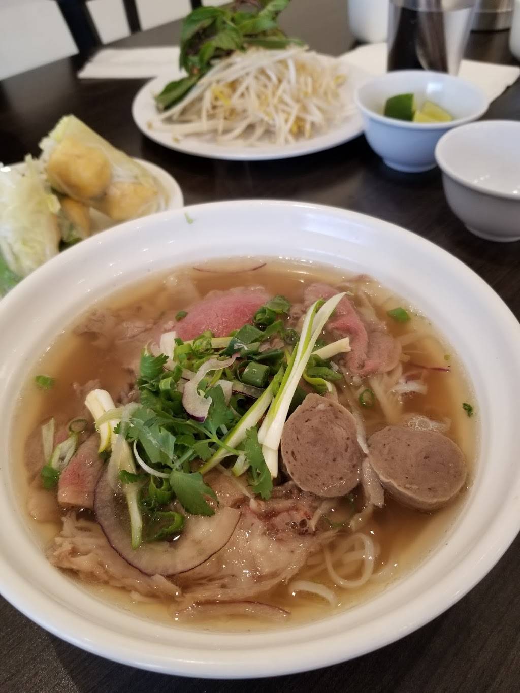 Pho Golden 7 | restaurant | 4555 Hwy 7 Unit B1, Woodbridge, ON L4L 1S6, Canada | 9058563866 OR +1 905-856-3866
