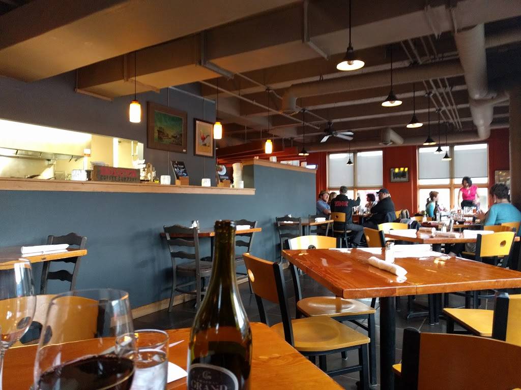 Lake Avenue | restaurant | 394 S Lake Ave, Duluth, MN 55802, USA | 2187222355 OR +1 218-722-2355