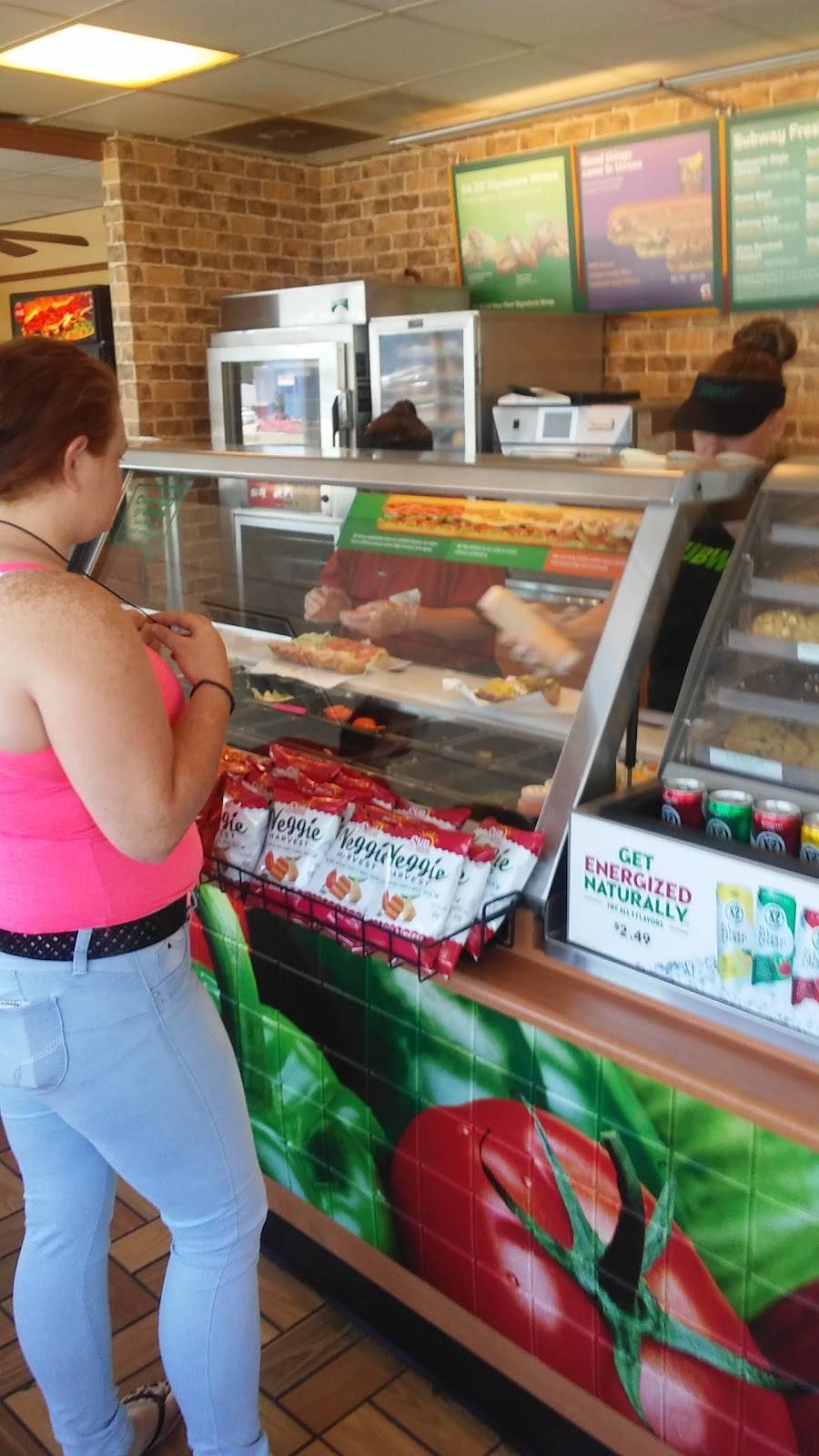 Subway | meal takeaway | 1415 West 23rd St S, Independence, MO 64050, USA | 8162546680 OR +1 816-254-6680