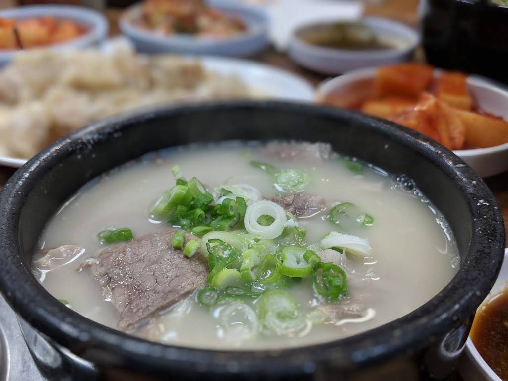 JunTong SulLungTang | restaurant | 869 S Western Ave, Los Angeles, CA 90005, USA | 2133878899 OR +1 213-387-8899