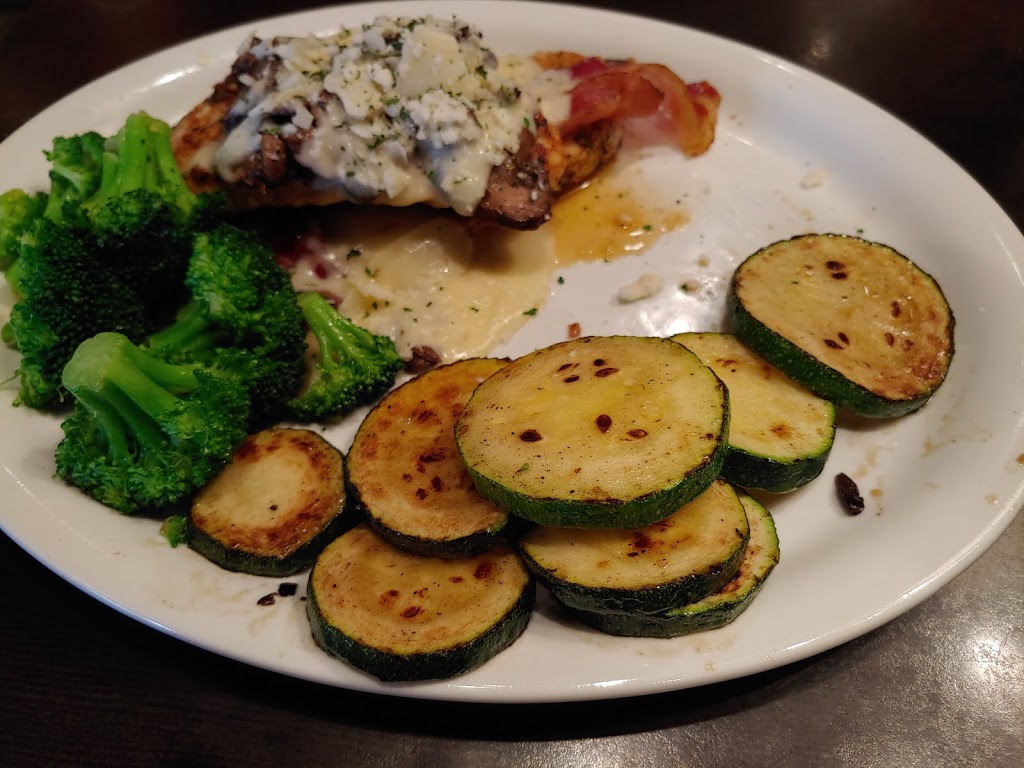 Ruby Tuesday | restaurant | 110 Loblolly Ln, Pensacola, FL 32526, USA | 8509412512 OR +1 850-941-2512