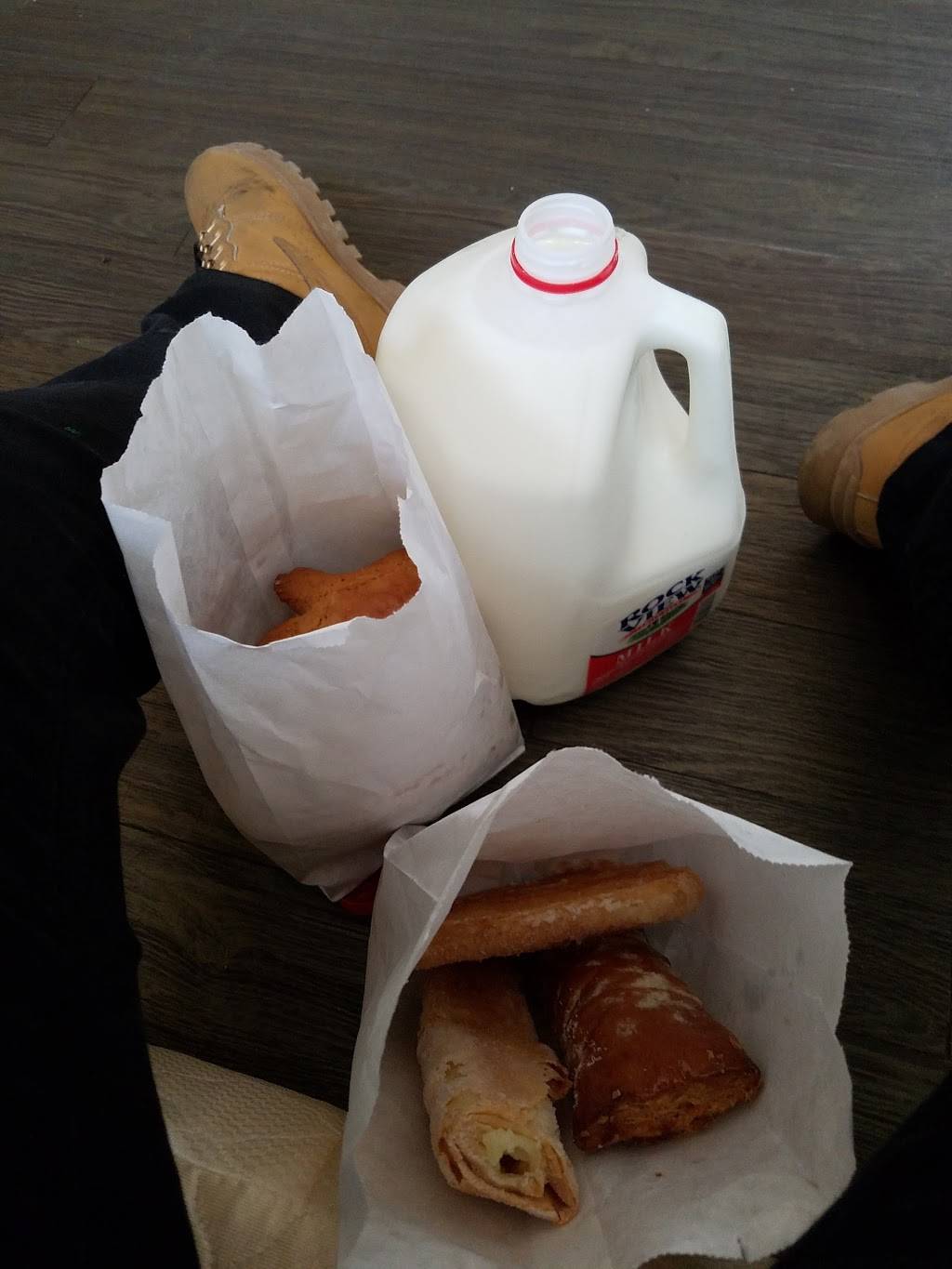 Panaderia La Pequeña | bakery | 888 W Lincoln Ave, Anaheim, CA 92805, USA | 7148178254 OR +1 714-817-8254