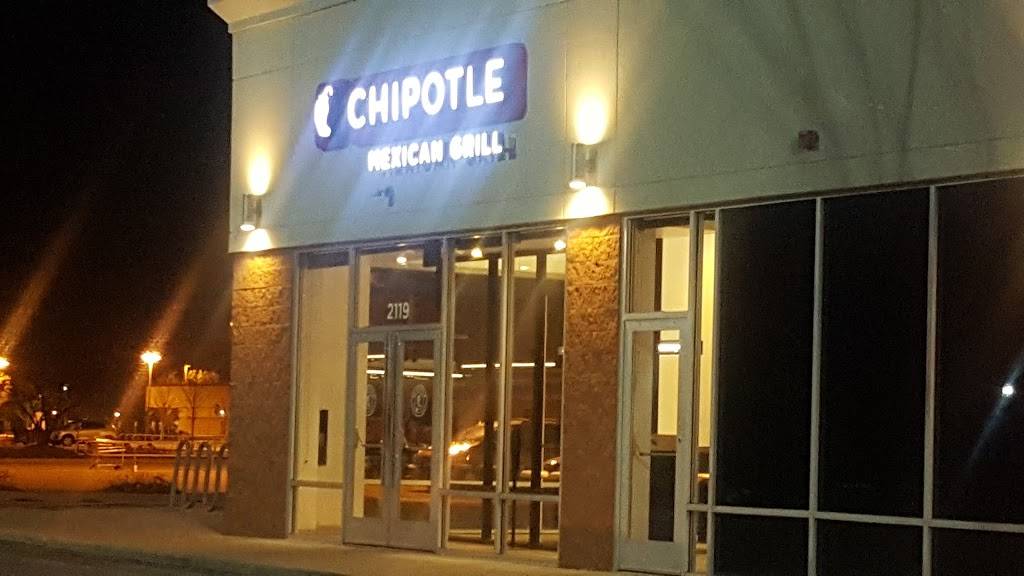 Chipotle Mexican Grill | restaurant | 2119 W Roosevelt Rd, Wheaton, IL 60187, USA | 6305805041 OR +1 630-580-5041