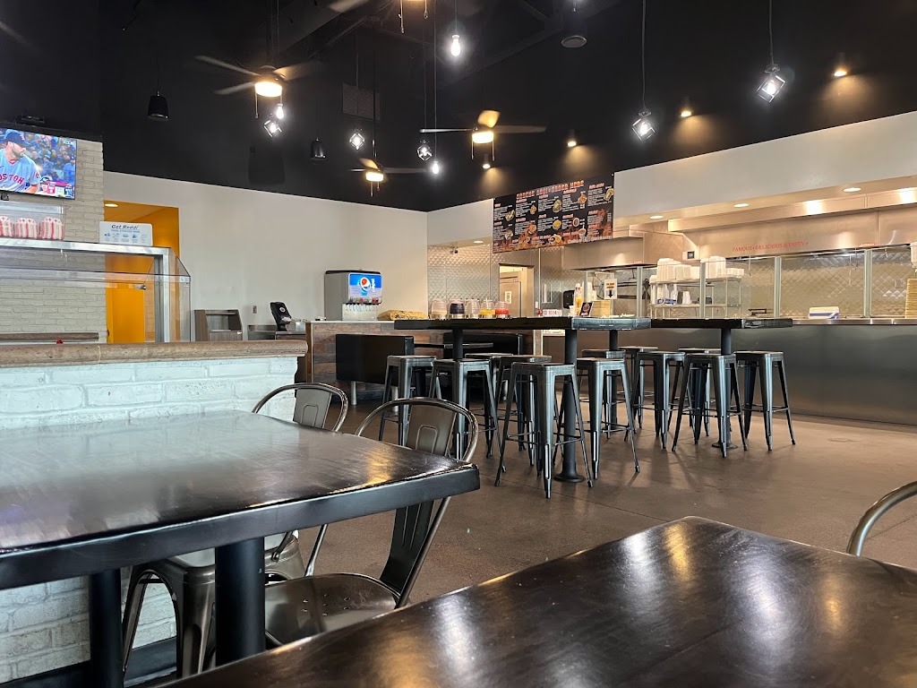 UNOS TACOS Y BIRRIA | restaurant | 1859 S Stapley Dr STE #106, Mesa, AZ 85204, USA | 4802561314 OR +1 480-256-1314