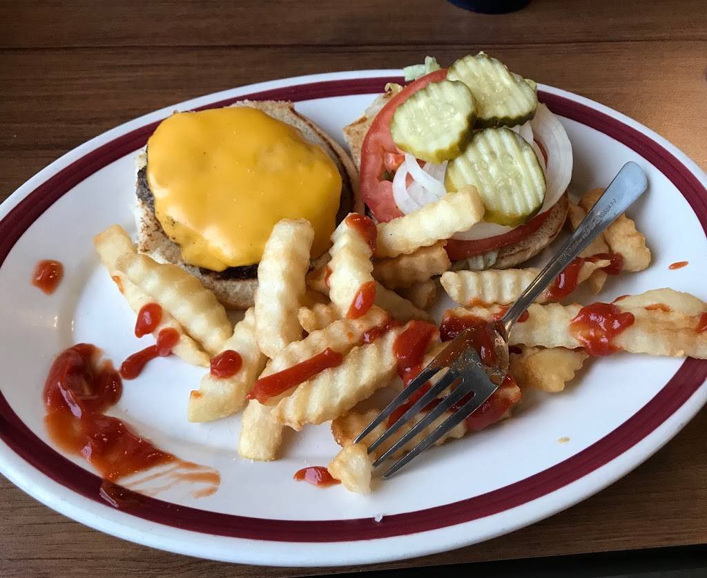 Family Farm | restaurant | 1311 TN-9, Newport, TN 37821, USA | 4236130408 OR +1 423-613-0408