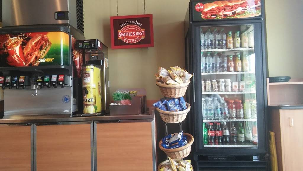 Subway Restaurants | restaurant | 110 워터프런트 스트리트 M-10, Oxon Hill, MD 20745, USA | 3018391630 OR +1 301-839-1630