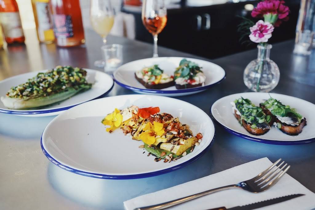 Bar Brava | restaurant | 1914 N Washington Ave, Minneapolis, MN 55411, USA | 6122081270 OR +1 612-208-1270