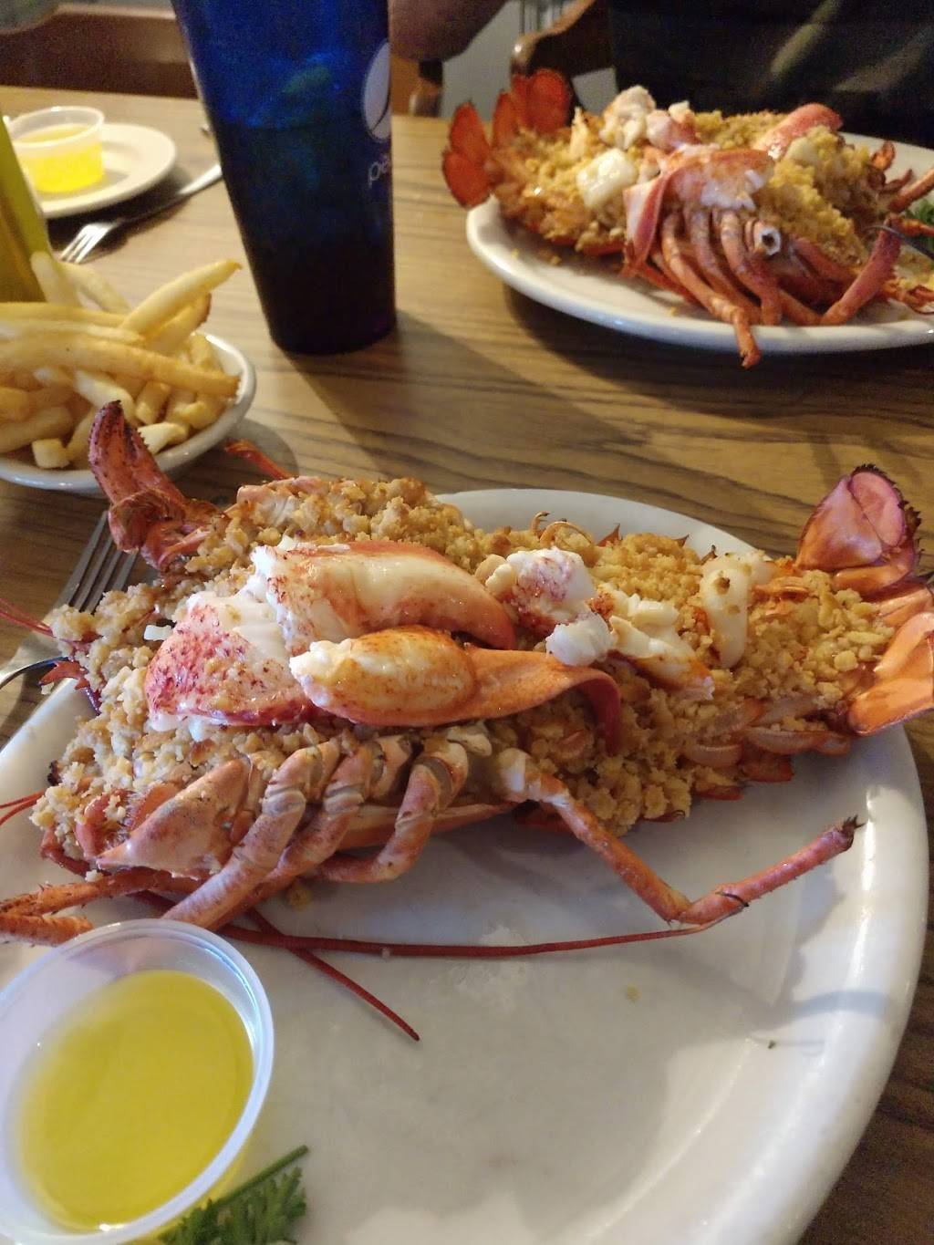 Magonis Ferry Landing | restaurant | 681 Riverside Ave, Somerset, MA 02725, USA | 5086744335 OR +1 508-674-4335