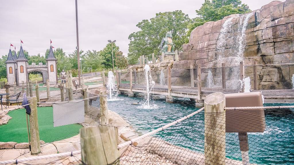 Greatest Adventures Miniature Golf | restaurant | North, 4800 Gretna Rd, Branson, MO 65616, USA | 4173320888 OR +1 417-332-0888