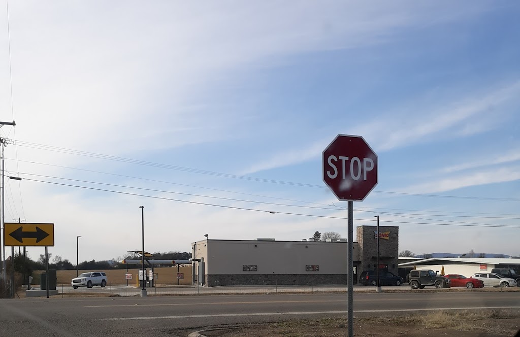 Sonic Drive-In | restaurant | 188 HIGHWAY 71 BYPASS SOUTH, Waldron, AR 72958, USA | 4796370066 OR +1 479-637-0066
