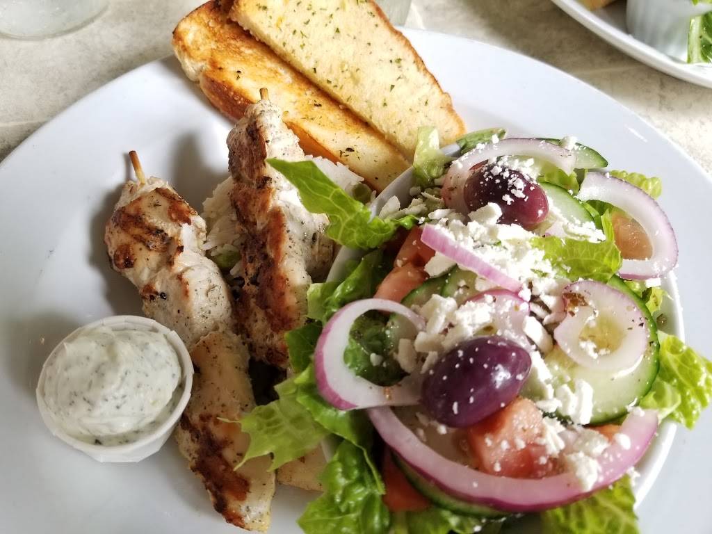 Brockberry Food 2 Go & Suites | cafe | 64 King St E, Brockville, ON K6V 1B3, Canada | 6134982829 OR +1 613-498-2829